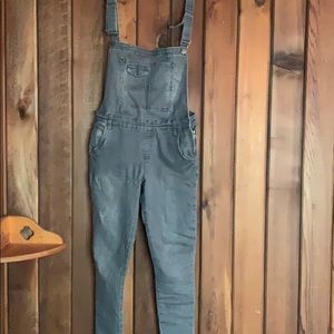 🐝Grey distressed jean overalls